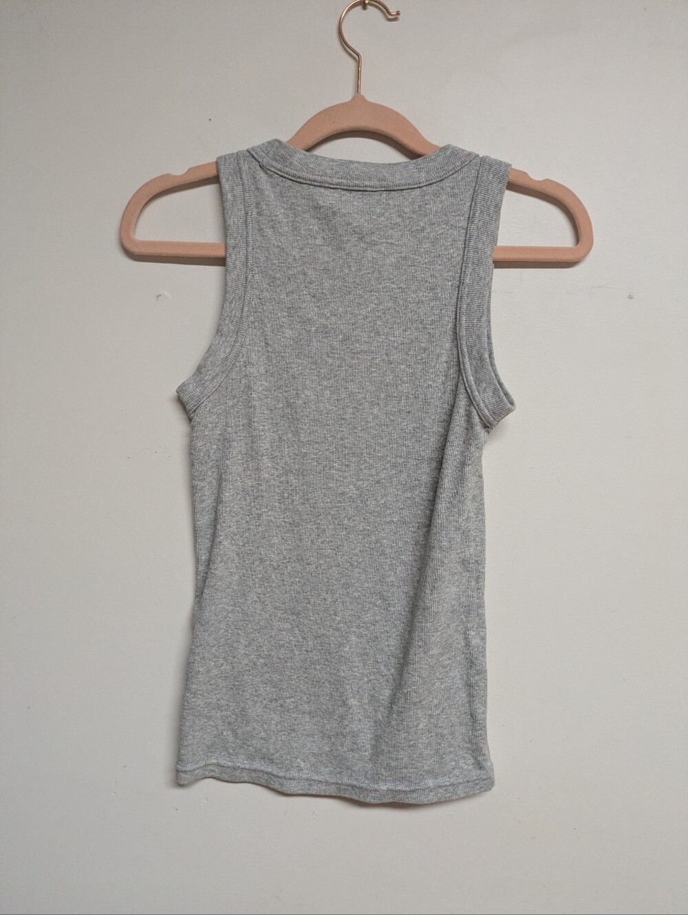 Tahari Light Grey Ribbed Racerback Tank - Picture 6 of 6